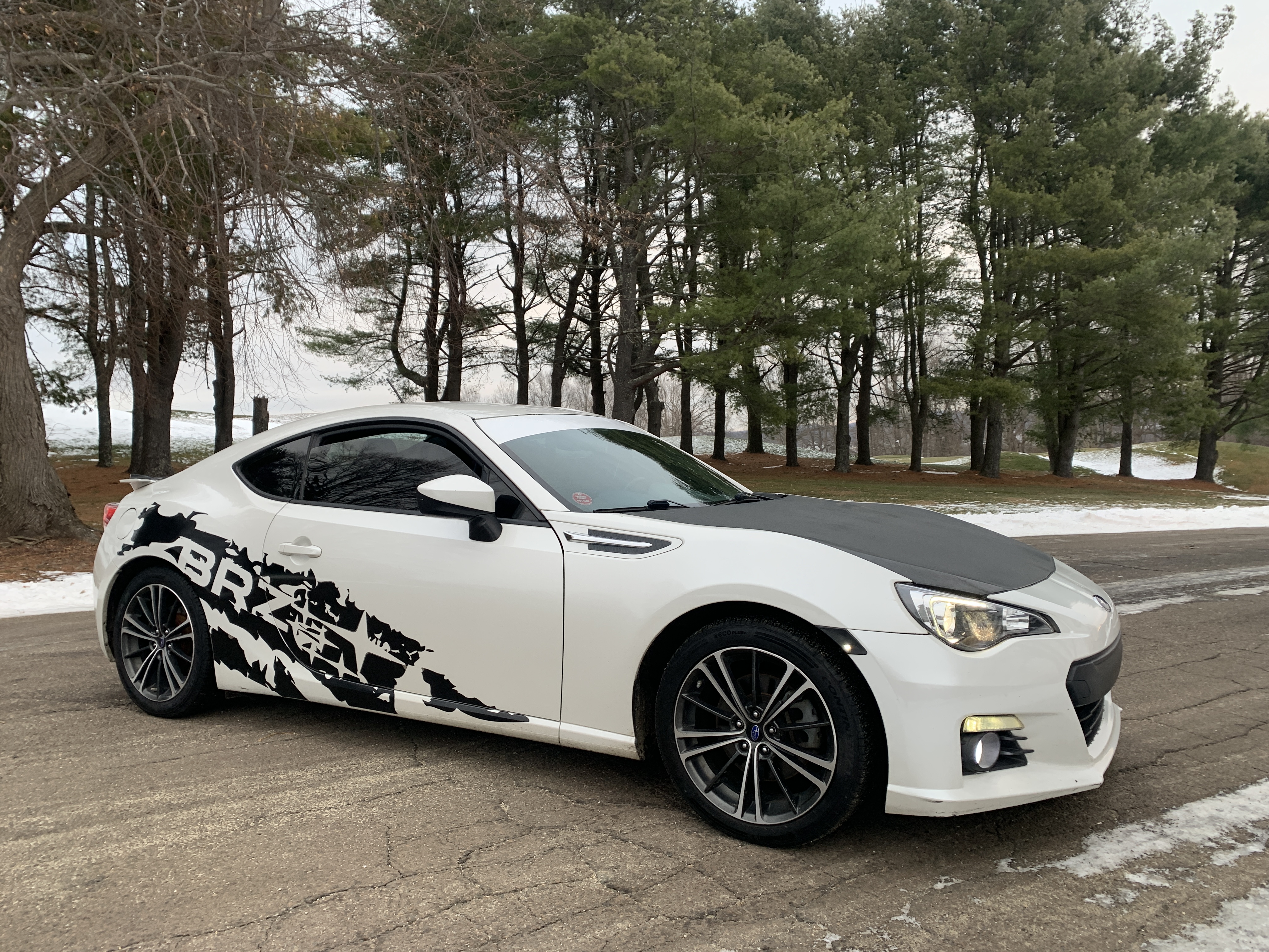 2013 Subaru BRZ Limited - 6 Speed FA20 Boxer with Toyota D-4S Dual Injection, TORSEN LSD, Japan-Built — photo 2